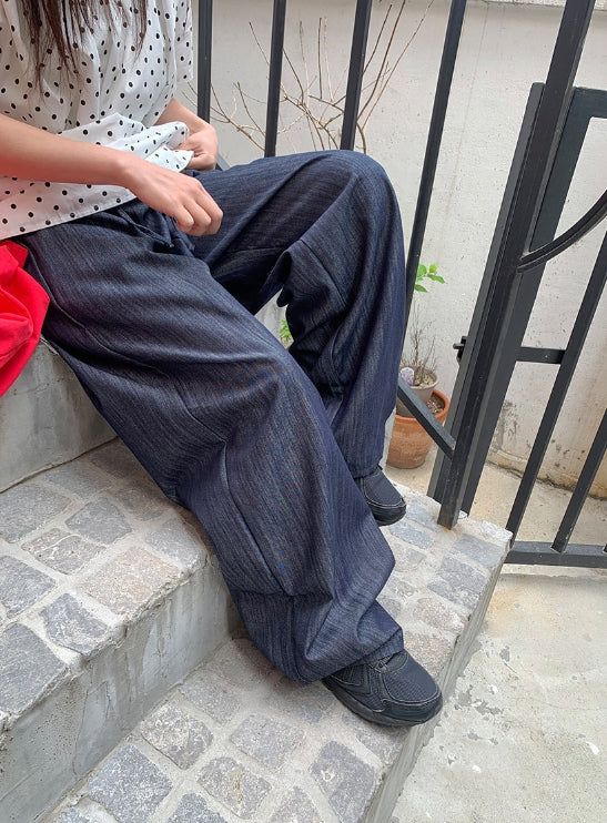 Garanki Non-Faded Wide Denim Pants