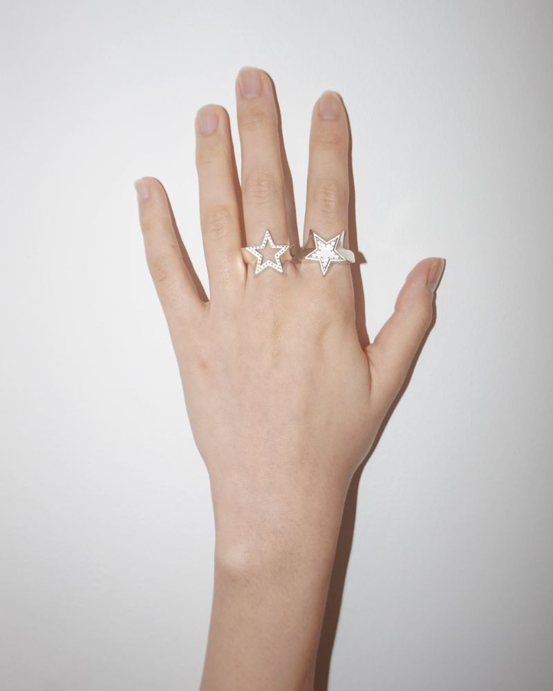 PAIR OF LOVE（ペアオブラブ）の「[925SILVER] クッキーフレームスタースタッドリング（アクセサリー）」