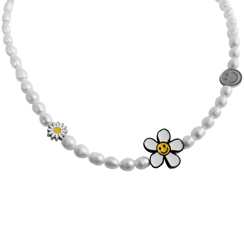 SMILEY PEARL CHOKER
