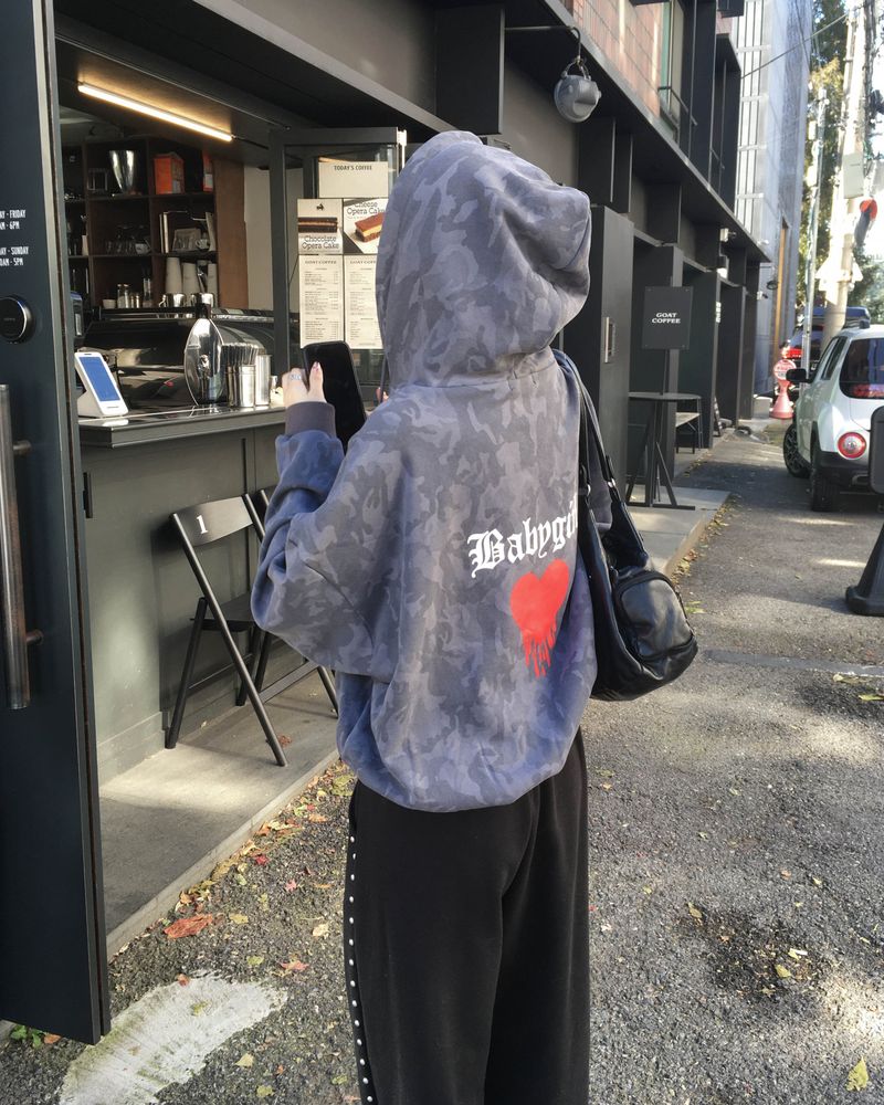 Camo heart hood jumper
