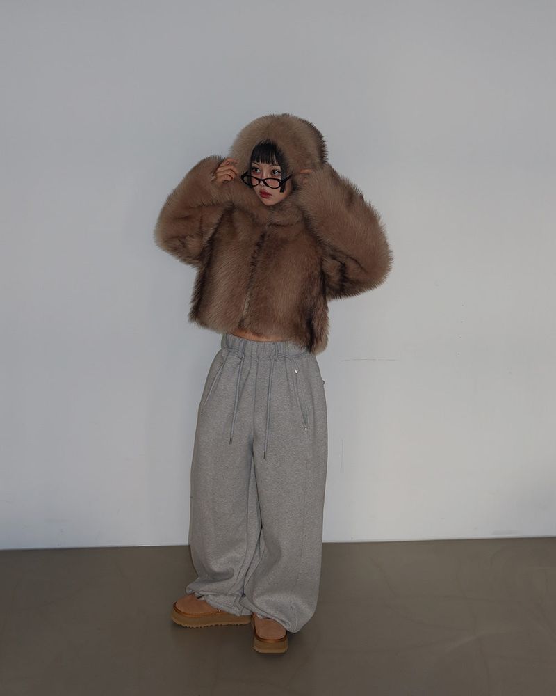 Like Hood Zip-Up Fur Jacket