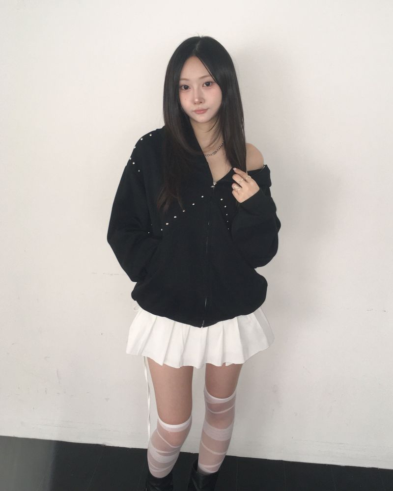 diagonal stud hood jumper