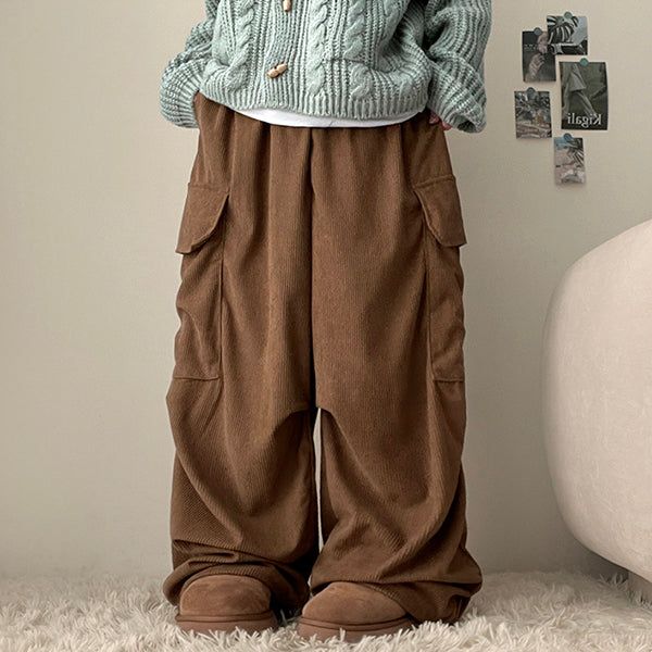 hijjoo（ハイチュー）の「Duckle pintuck corduroy wide cargo pants（Pants）」
