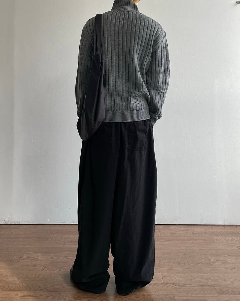Dot Rivet Ribbed Knit Zip-up