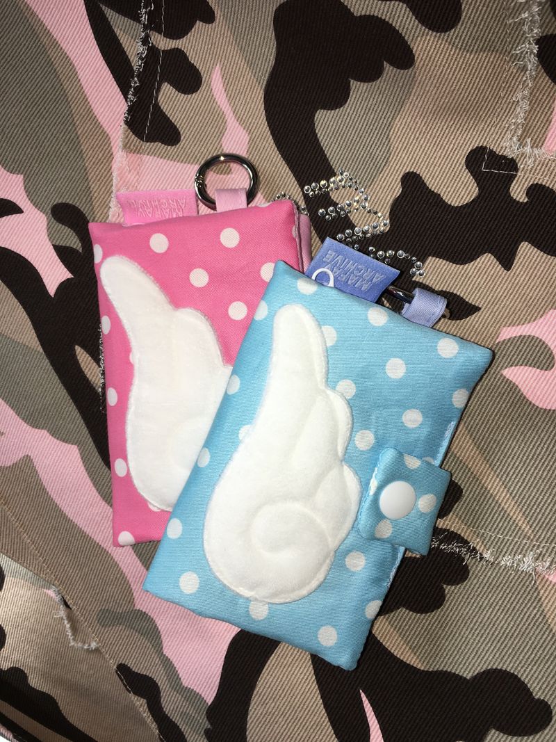 wing photocard fluffy wallet 