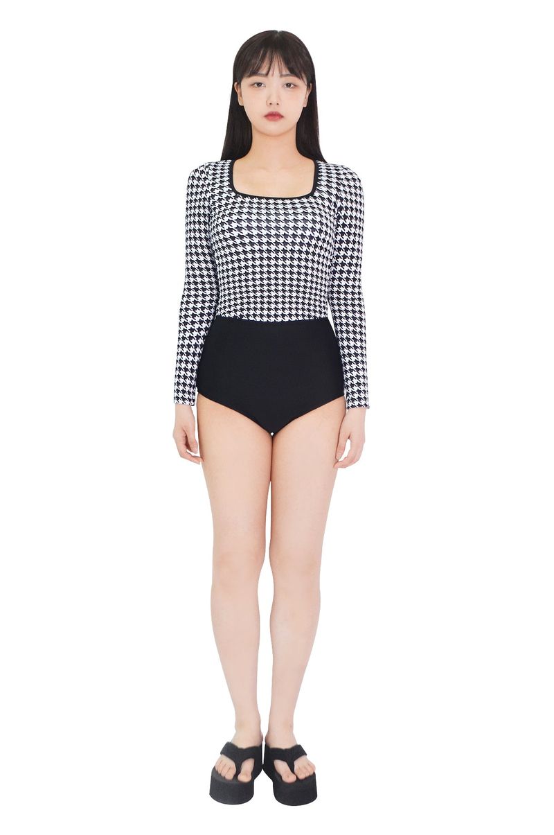 Hound check square neck rash guard top (black)