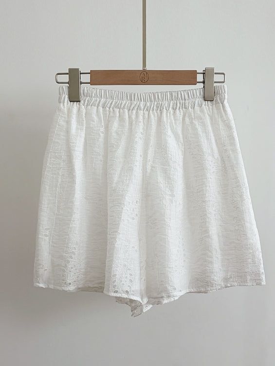 Eyelet Punching Blouse Banding Shorts Set