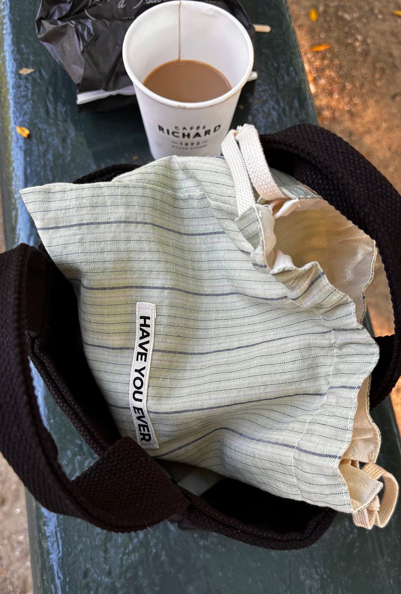 Pattern string pouch - mint stripe , M size
