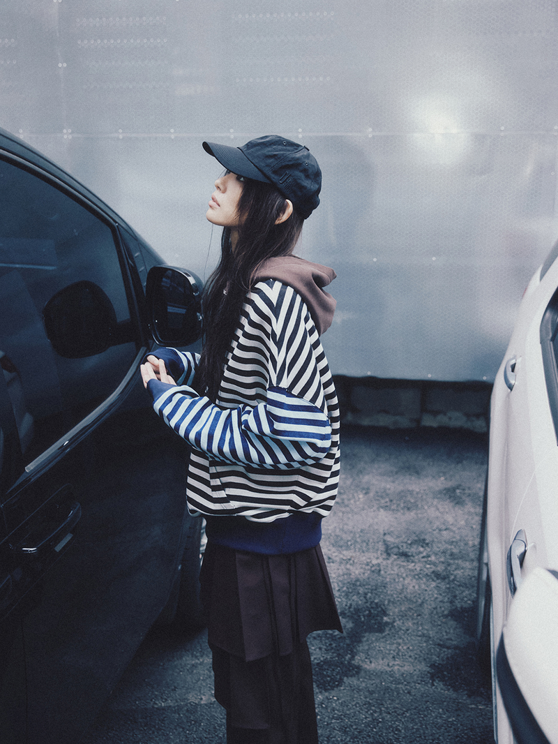 Colorblock Hoodie Indigo Stripe