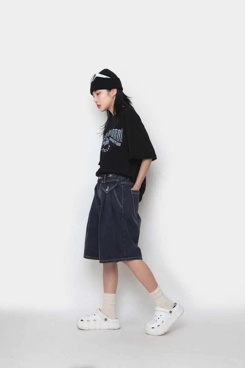 TIMELESS HALLY T-shirt