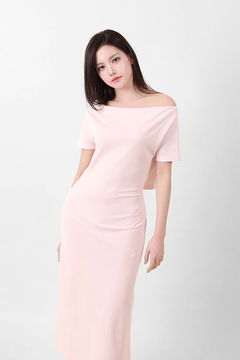 Off-Shoulder Slit Long Onepiece Pink