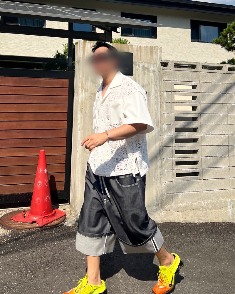DENIM X SWEAT LAYERED ROLL UP SHORTS