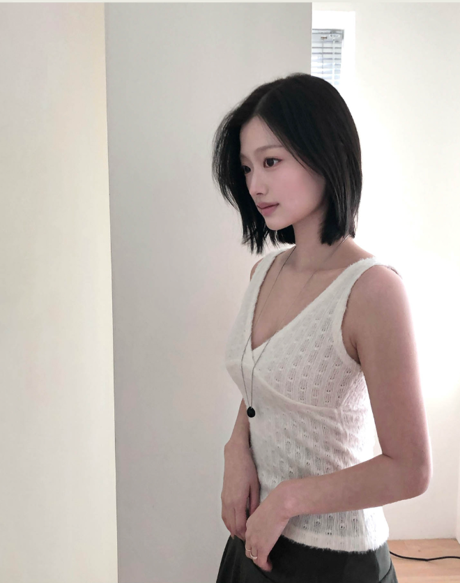 cloudemotion(クラウドエモーション)の「nudi hair wrap v sleeveless top(Tops)」