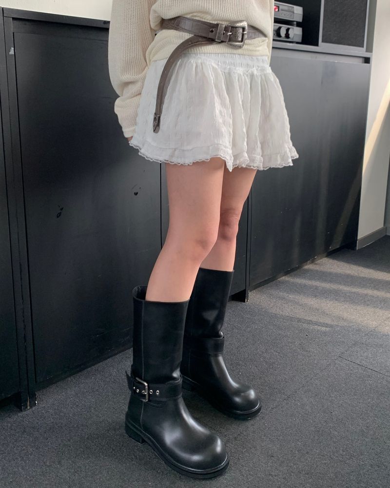 Belted half boots