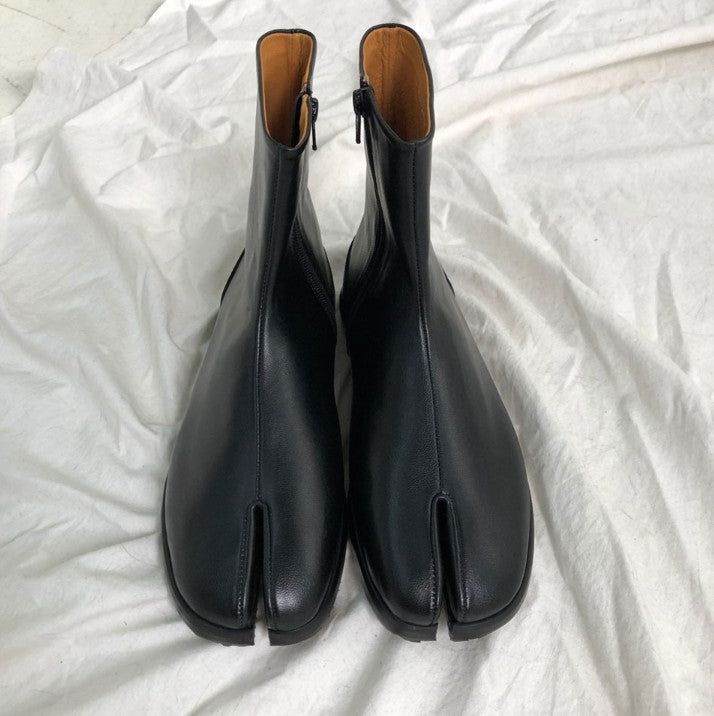Tabi Boots