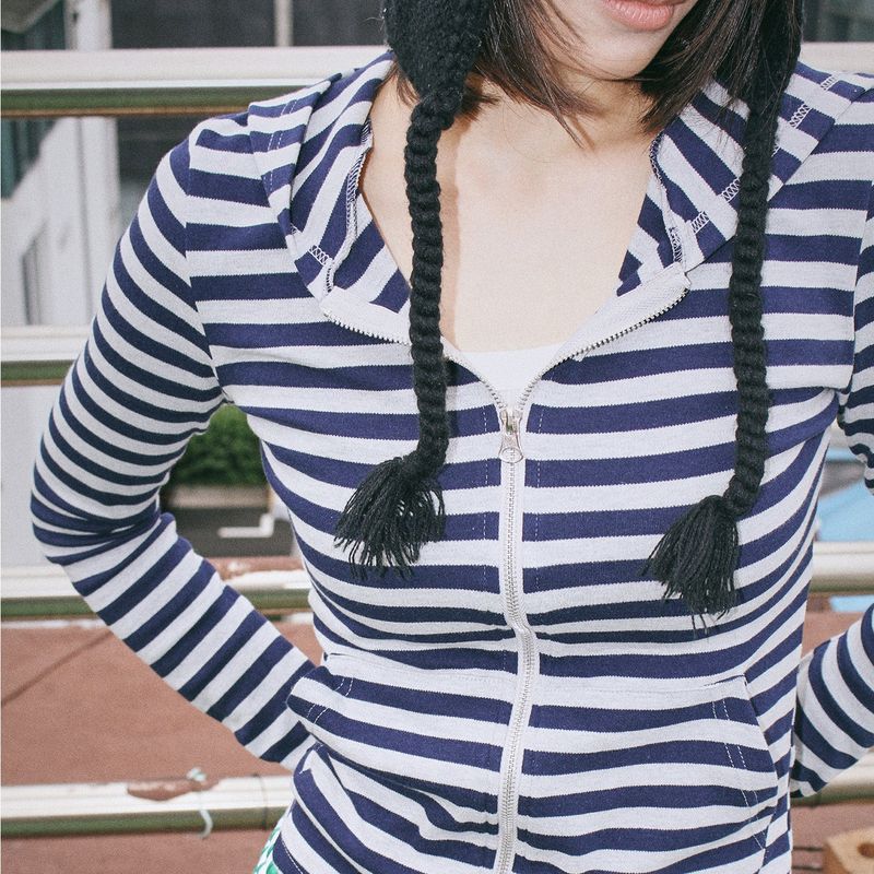 Stripe slim zip-up