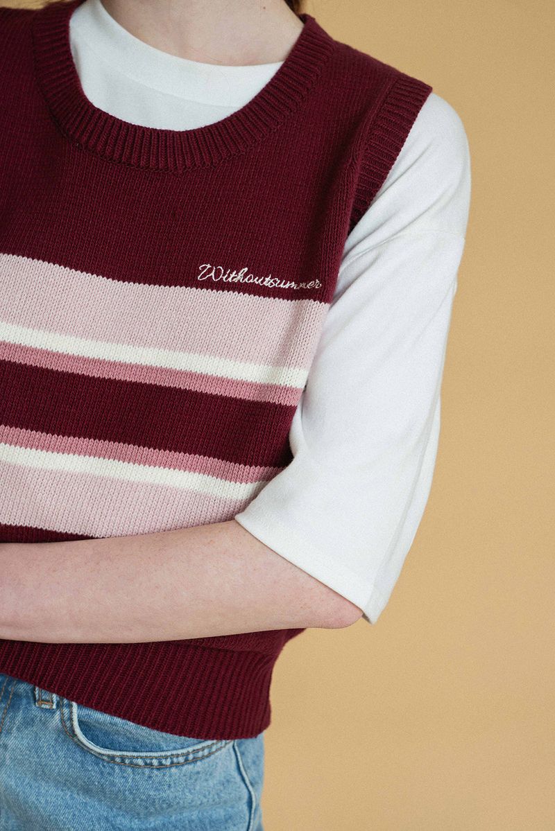 Take knit vest_wine