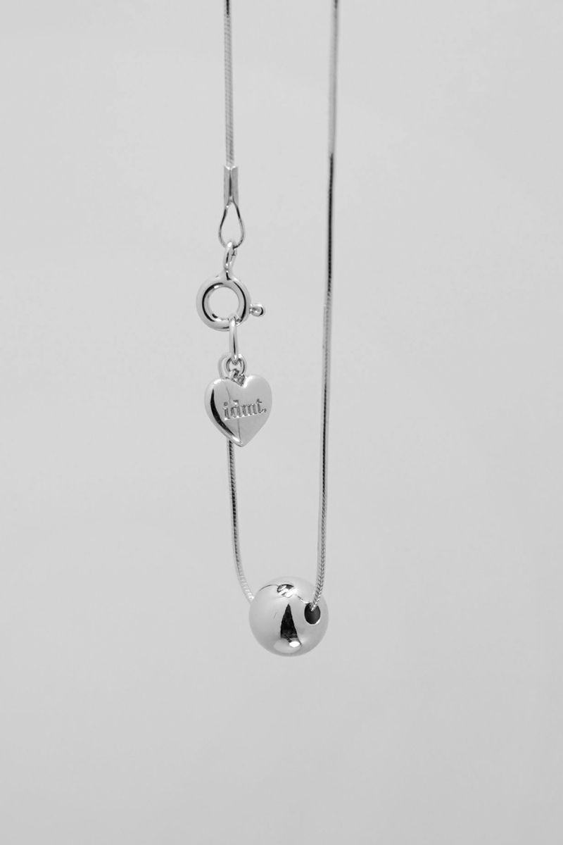 Ball simple necklace