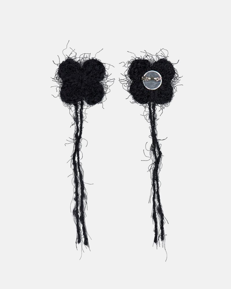 Clover Broach Beanie - Black