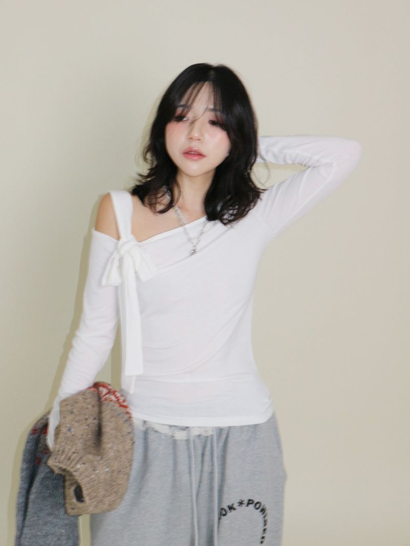 (Napping T-shirt) Euren One Shoulder Ribbon Tie Long-Sleeved Warmer T-Shirt