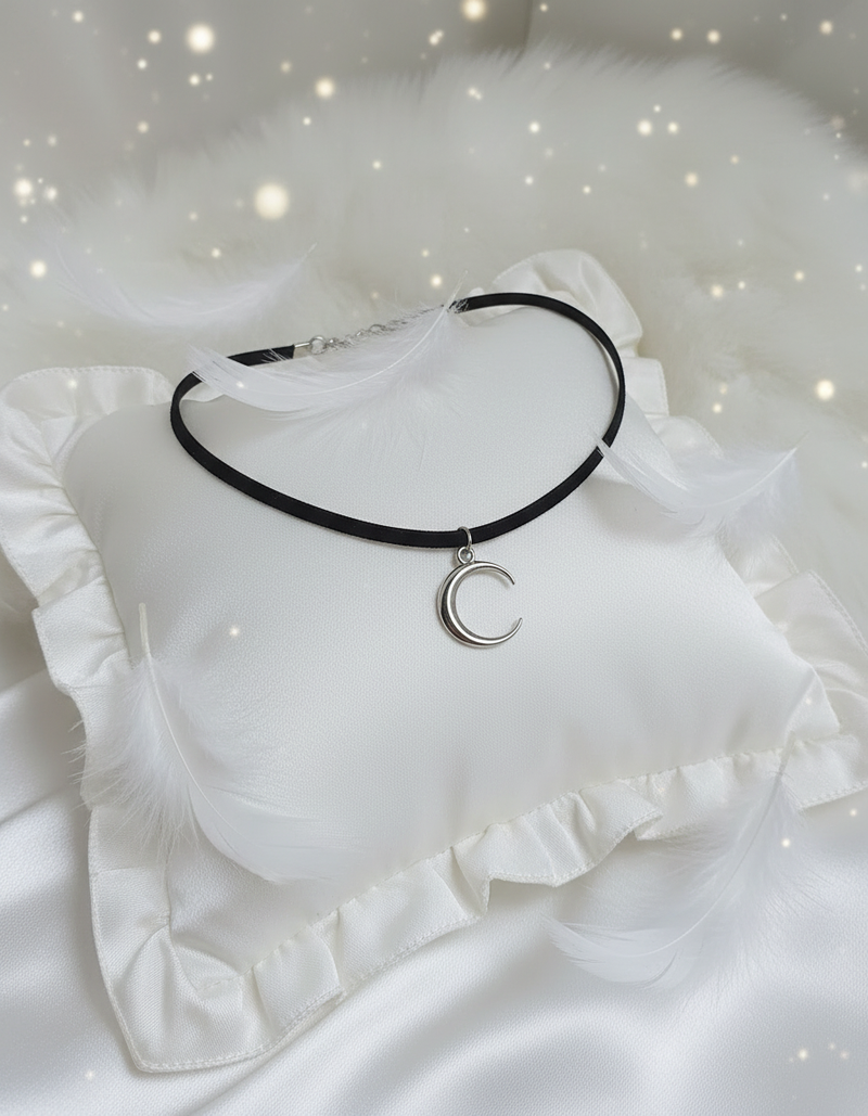 Crescent Moon Choker - Silver Color