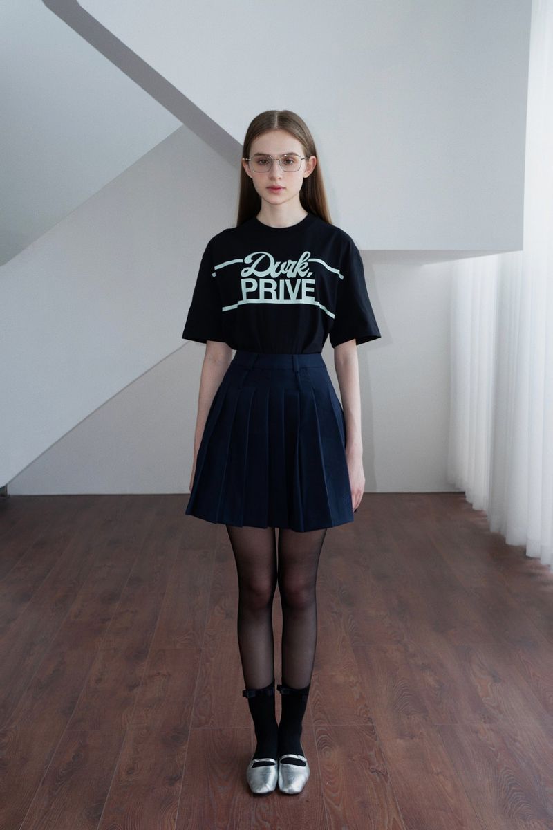 DVRK（ダーク）の「DVRK PRIVÉ STRIPED LOGO TEE - BLACK（Tops）」