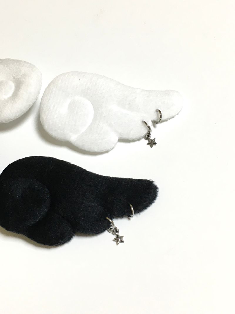 Angel wings (hairpin & badge)