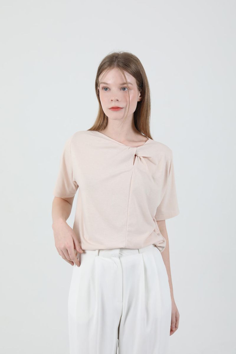 Modern Slit Shirring T-shirt Beige