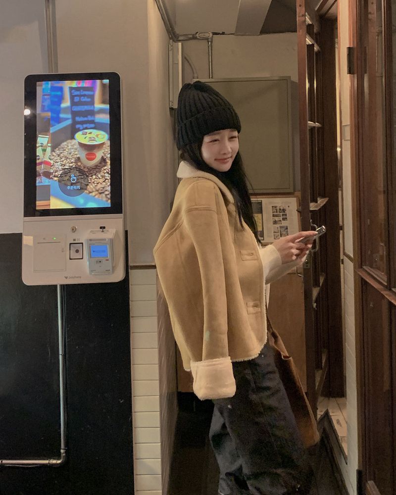 MAYBINS（メイビンス）の「Suede Fur Mustang（Jackets/Outerwear）」