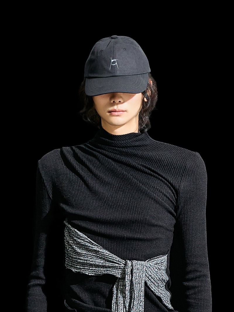 Reculer（ルキュレ）の「Signature logo ball cap black（Hats）」
