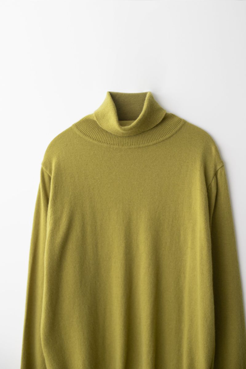 Cashmere turtle neck knit (Mustard)