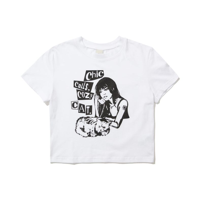 KRUCHI（クルチ）の「COZY CAT CROP T-SHIRT (WHITE)（Tops）」