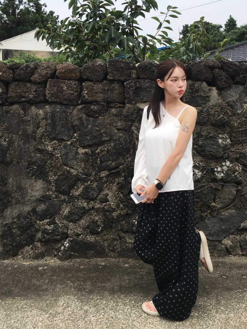Polka Dot Wide Balloon Pants (2c)