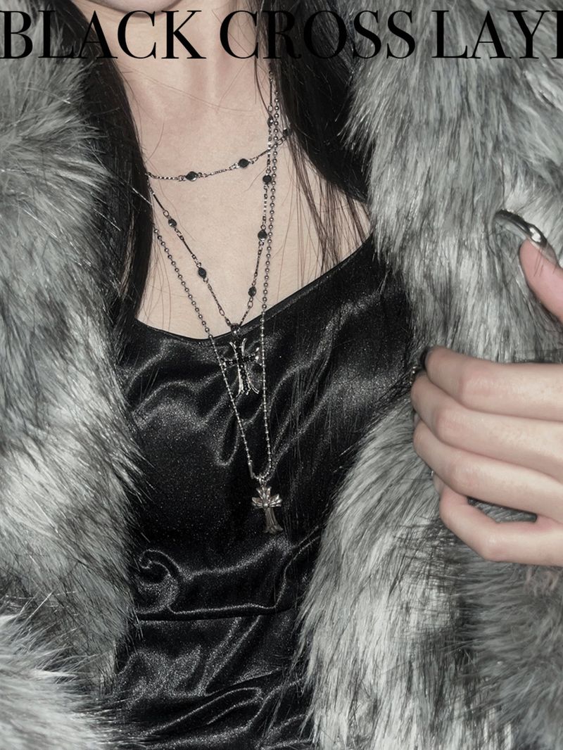 URBAN UNIQUE（アーバンユニーク）の「black cross layered necklace（Accessories）」