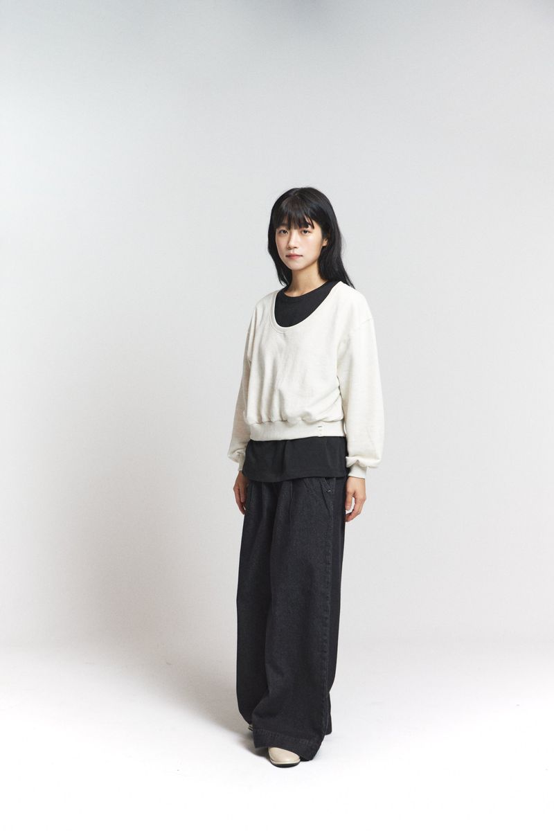 U-neck crop sweatshirt / Oatmeal