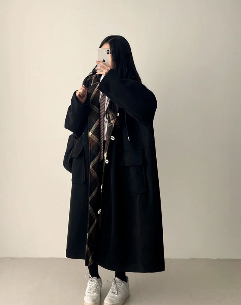 Melty King Bakshi woolen pocket long hooded coat