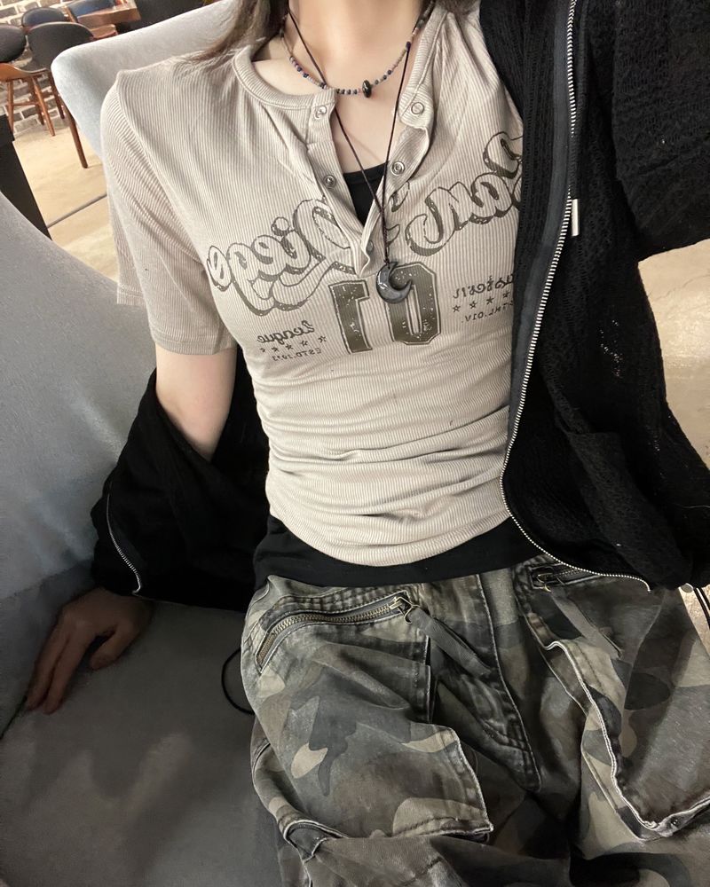 Vintage ten snap ribbed t-shirts