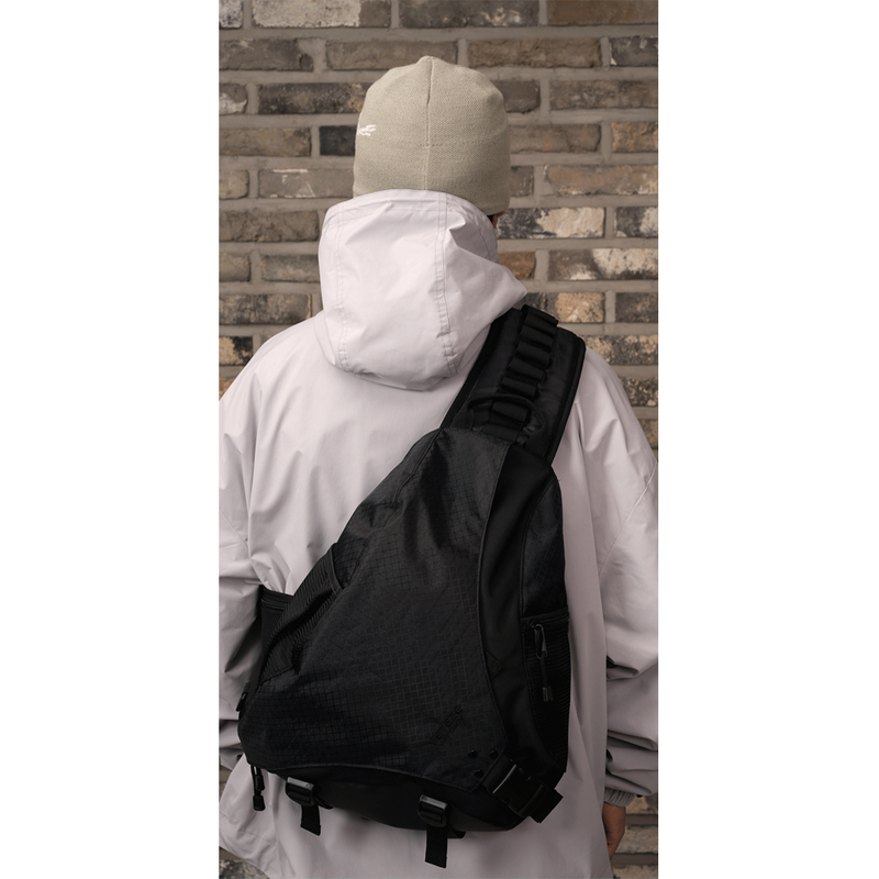 A2K Sling Bag (Black)