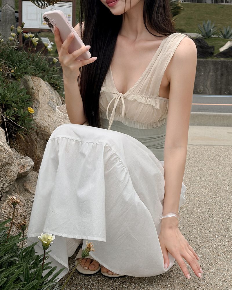 Lemets lace sleeveless