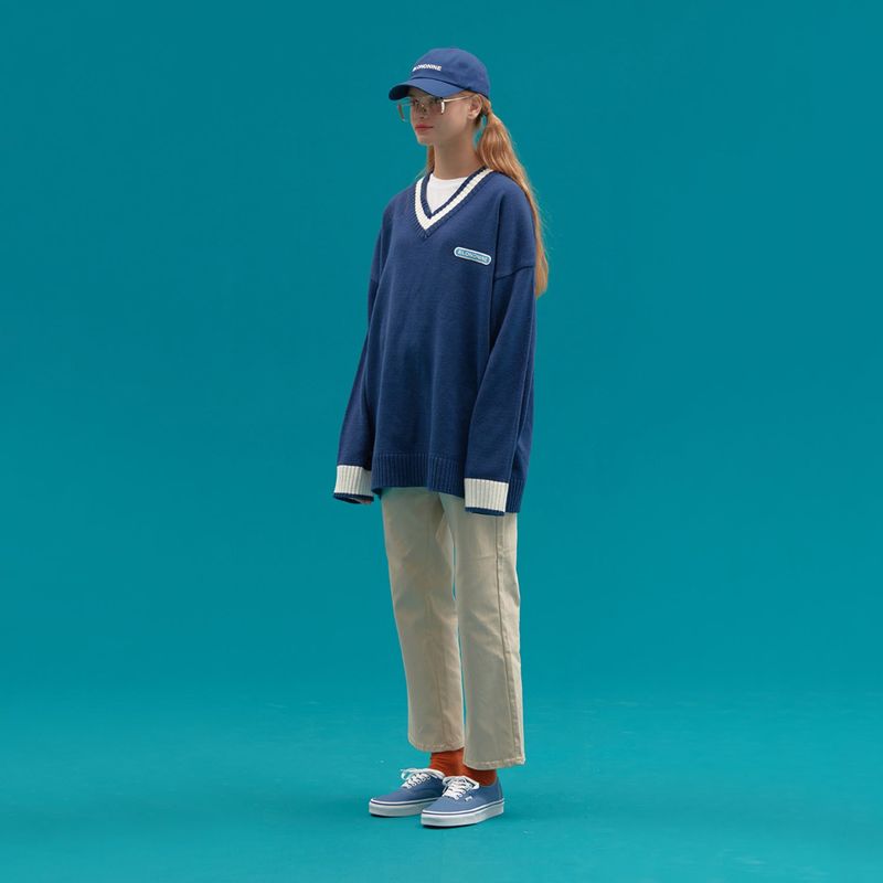 BLONDNINE(ブロンドナイン)の「BASIC V NECK KNIT SWEATER_BLUE(Tops)」