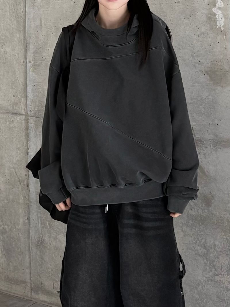 slant cutline pigment hoodie