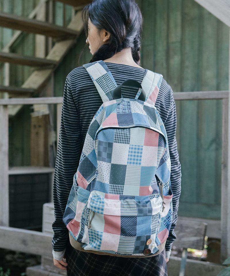 cavish（カビシ）の「PATCHWORK BACKPACK MULTI(CV2GFUAB42A)（Bags）」