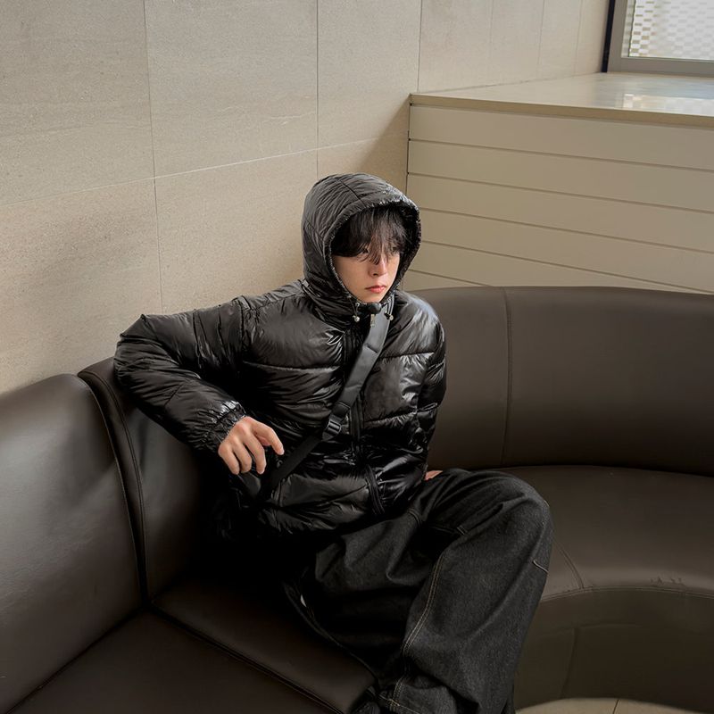 Beon glossy hood padding