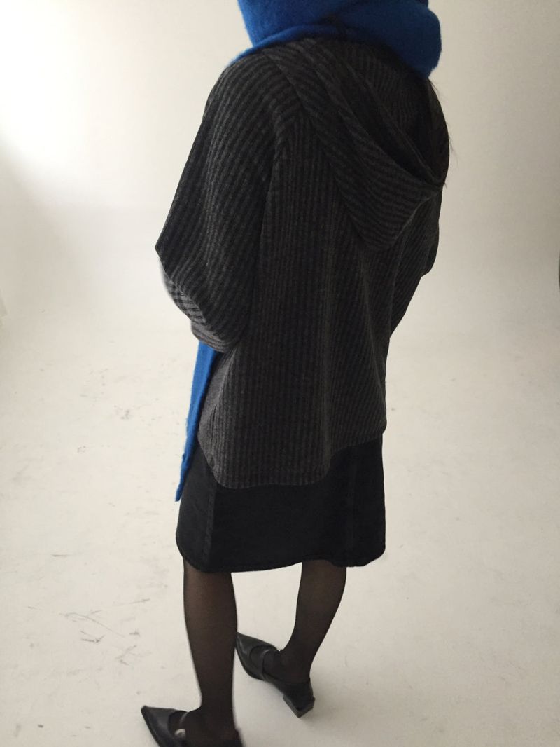 String knit anorak