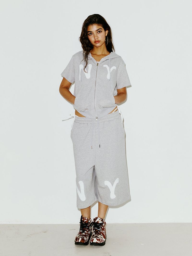 NY APLIQUE SS HOOD ZIP UP GREY