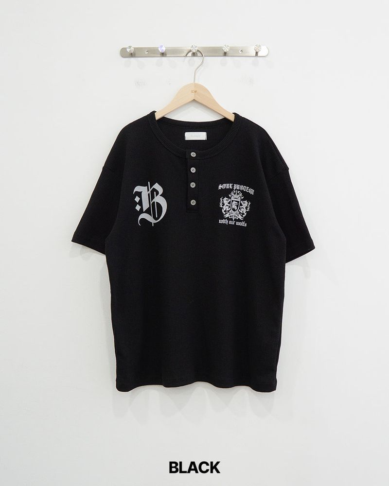 Shield Henley neck Waffle Short Sleeve T