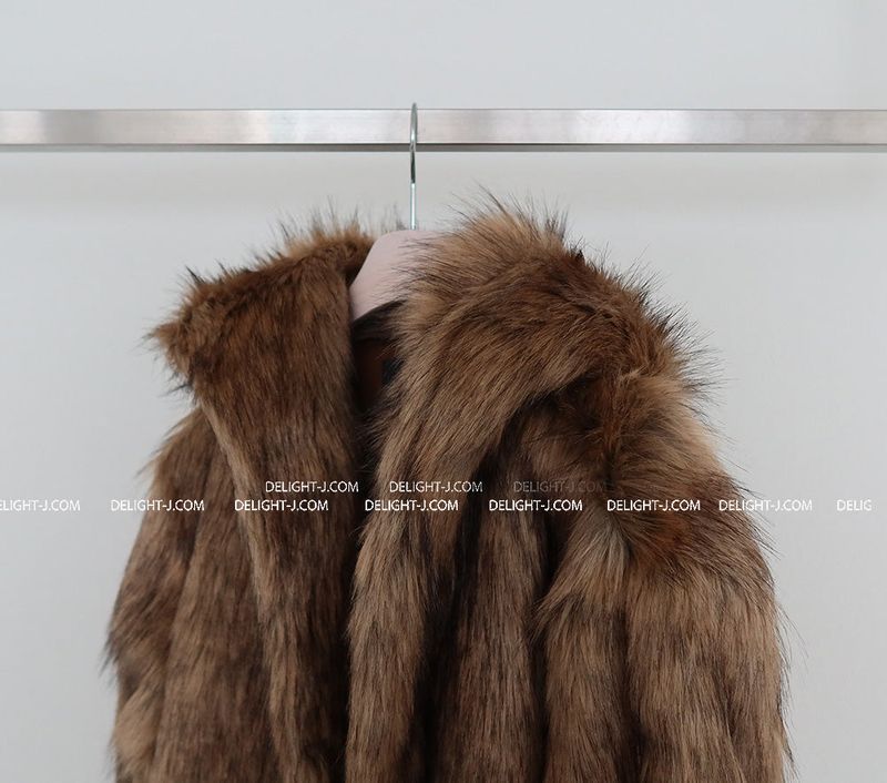 High-quality hooded fake fur jacket