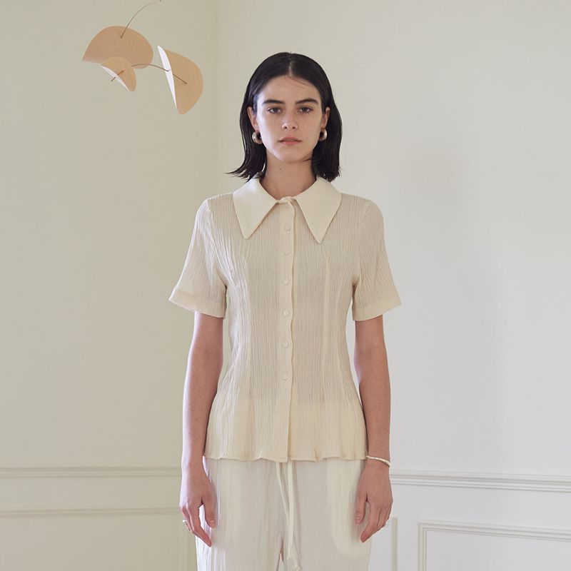 BIG COLLARED SHIRT (CREAM)