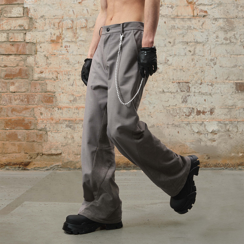 RELABEL 24SS ‘Trainmaster’ knitted trousers with linear body structure