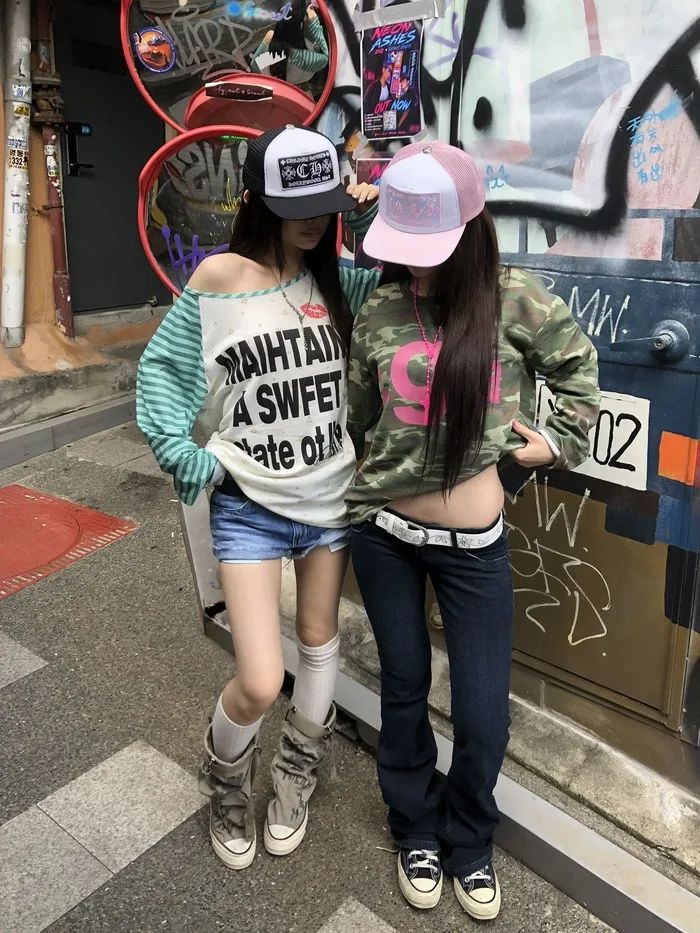 Sweet Kiss Raglan Tee